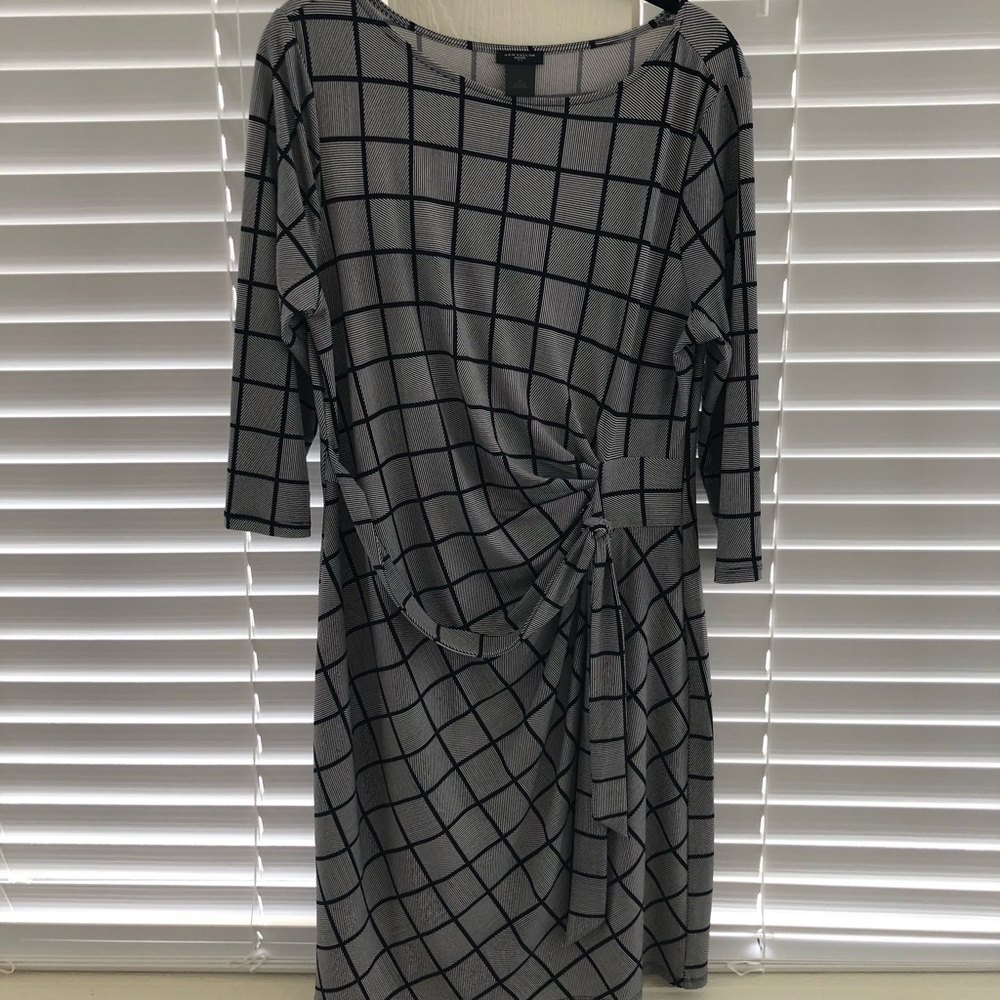 Work or play dress. Comfortable and stretchy.
